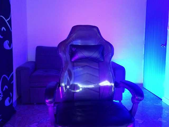 nikolwalter live cam on BongaCams