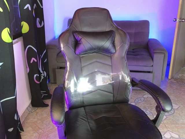 nikolwalter's BongaCams show and profile