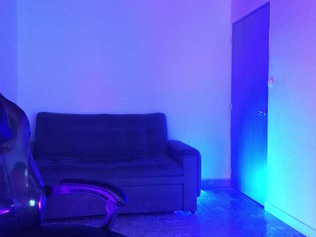 nikolwalter live cam on BongaCams