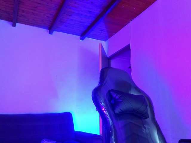 nikolwalter live cam on BongaCams
