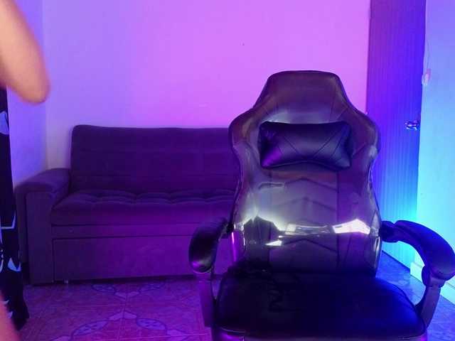 nikolwalter live cam on BongaCams