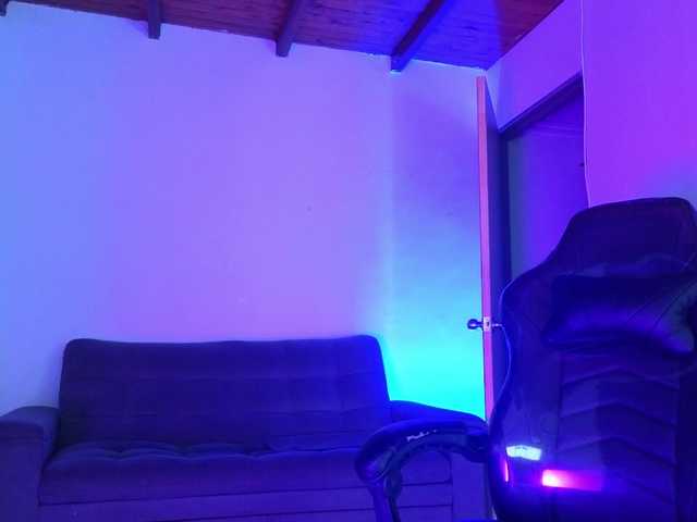 nikolwalter live cam on BongaCams