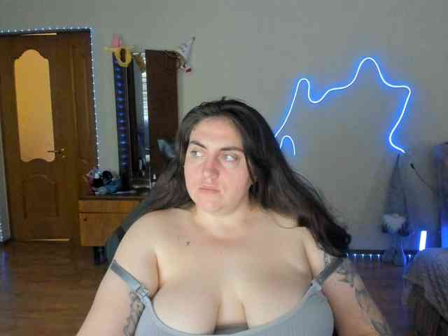 UkraineGirl UkraineGirl