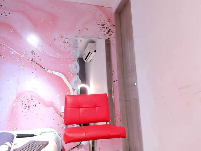 Sol-Nova live cam on BongaCams