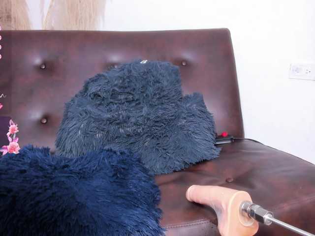 IamEngell live cam on BongaCams