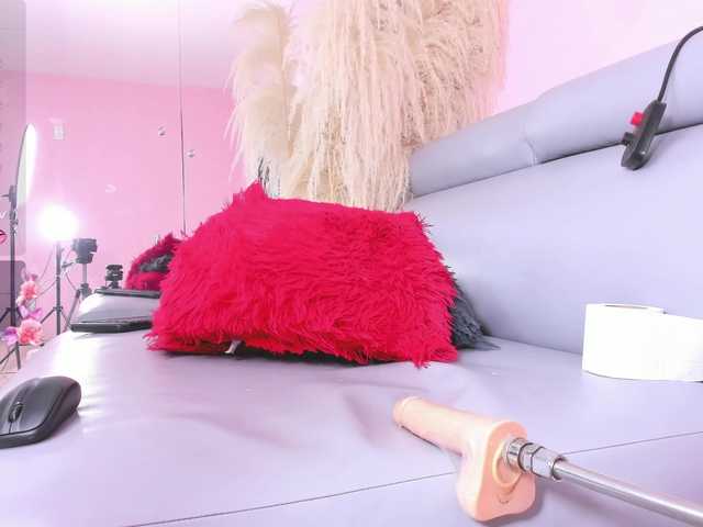 le modèle IamEngell est en webcam porno dans un show sur le site bongacams, il possède les tags suivants: Latino/Hispanic,Brunette,Shaved