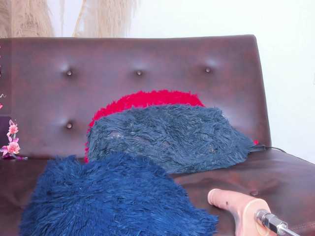 IamEngell live cam on BongaCams