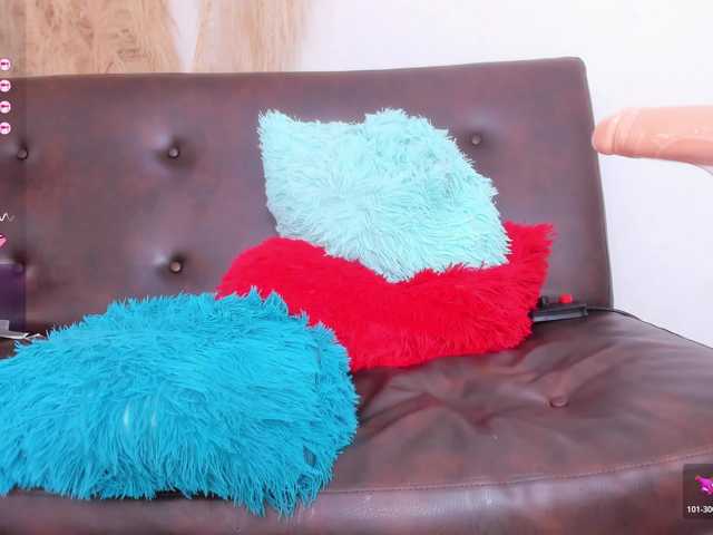 IamEngell live cam on BongaCams