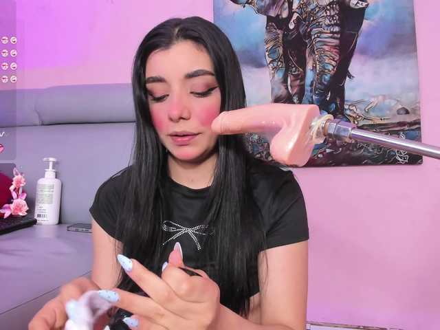 IamEngell's BongaCams show and profile