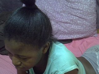 sweet-tatiana's Live Webcam