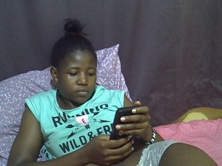 sweet-tatiana's Live Webcam