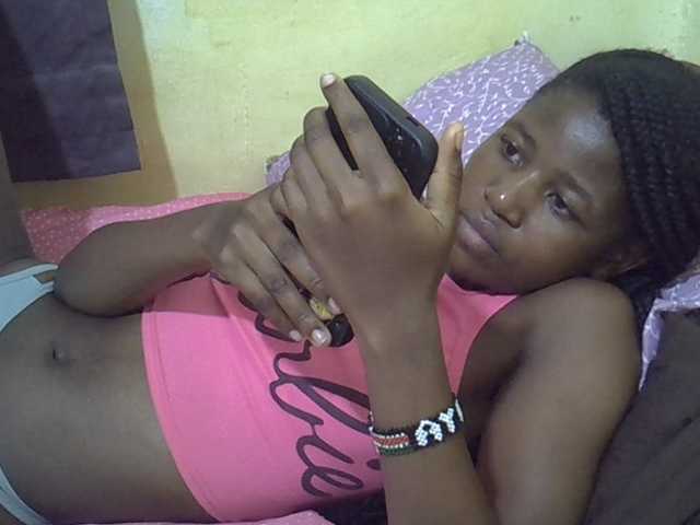 sweet-tatiana live cam on BongaCams