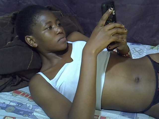 sweet-tatiana live cam on BongaCams