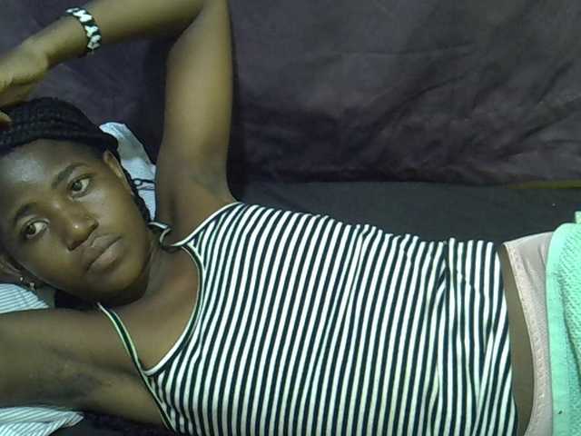 sweet-tatiana webcam bongacams model stream image