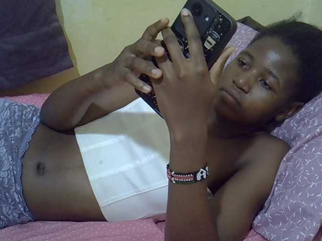 sweet-tatiana live cam on BongaCams