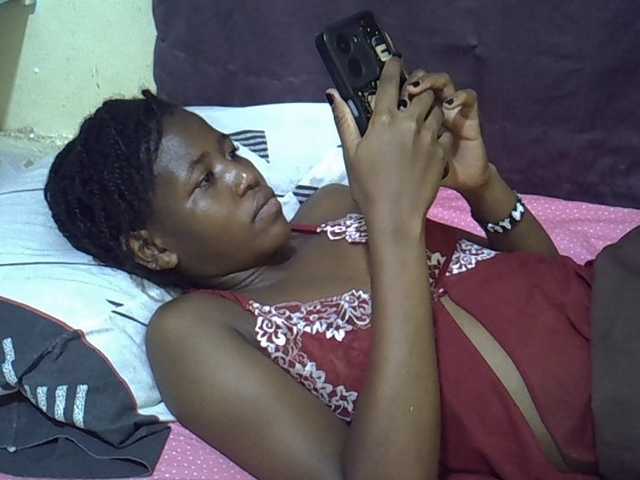 sweet-tatiana live cam on BongaCams