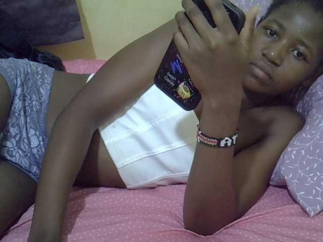 sweet-tatiana live cam on BongaCams