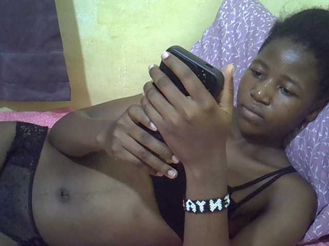 sweet-tatiana live cam on BongaCams