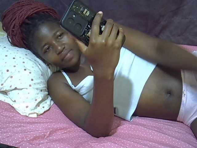 sweet-tatiana live cam preview