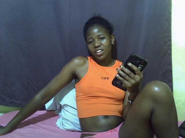 sweet-tatiana live cam on BongaCams