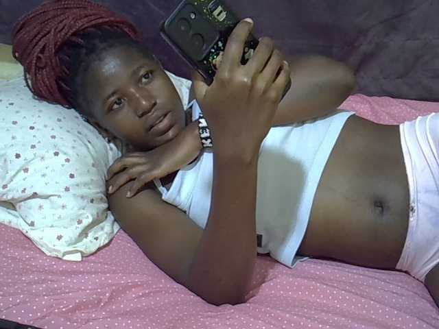 sweet-tatiana live cam on BongaCams