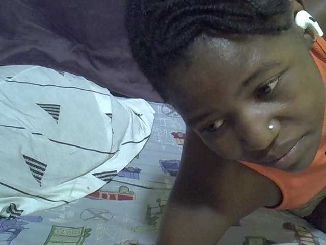 sweet-tatiana's BongaCams show and profile