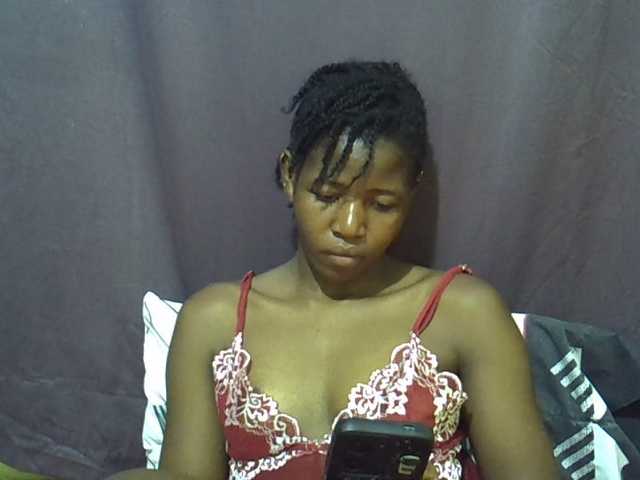 sweet-tatiana live cam on BongaCams
