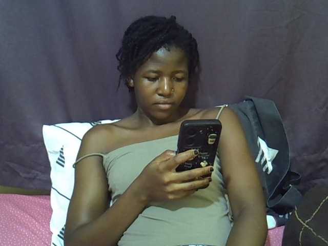 sweet-tatiana live cam on BongaCams