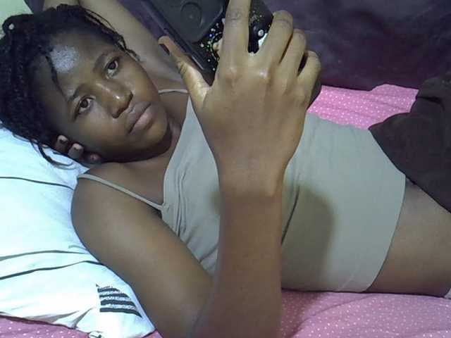 sweet-tatiana live cam on BongaCams