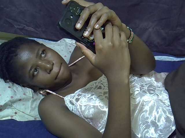 sweet-tatiana live cam on BongaCams