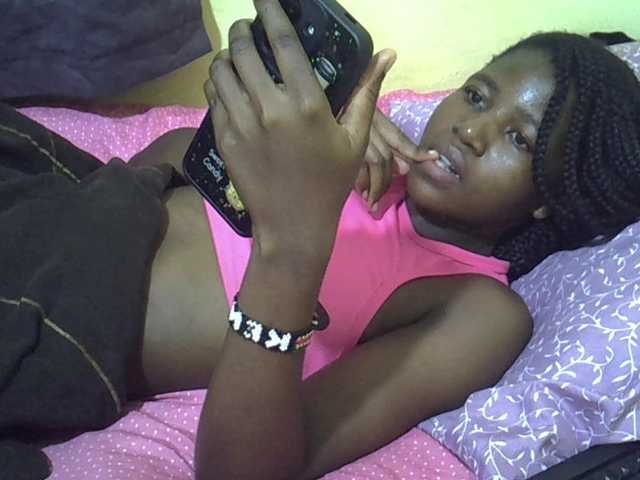 sweet-tatiana live cam on BongaCams