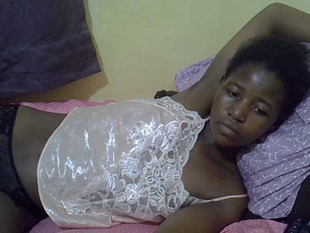 sweet-tatiana webcam bongacams model stream image