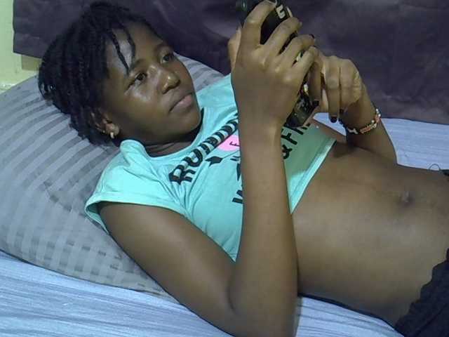 sweet-tatiana live webcam show