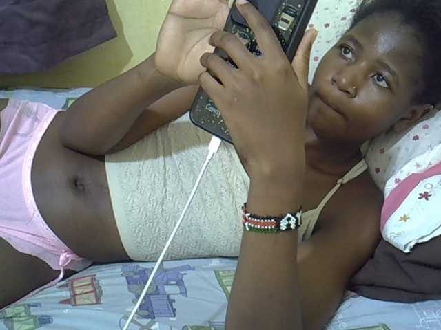 sweet-tatiana live cam on BongaCams
