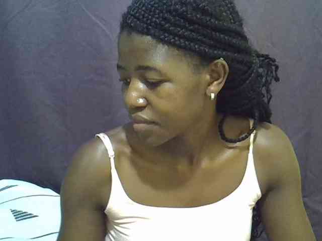 Model: sweet-tatiana