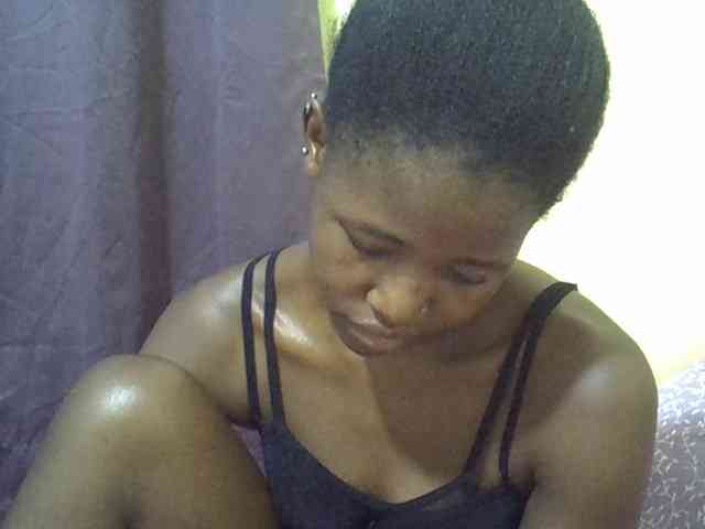 Model: sweet-tatiana