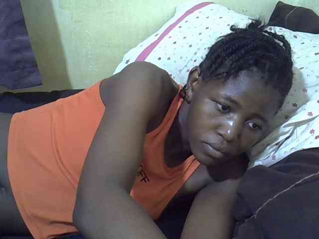 Model: sweet-tatiana