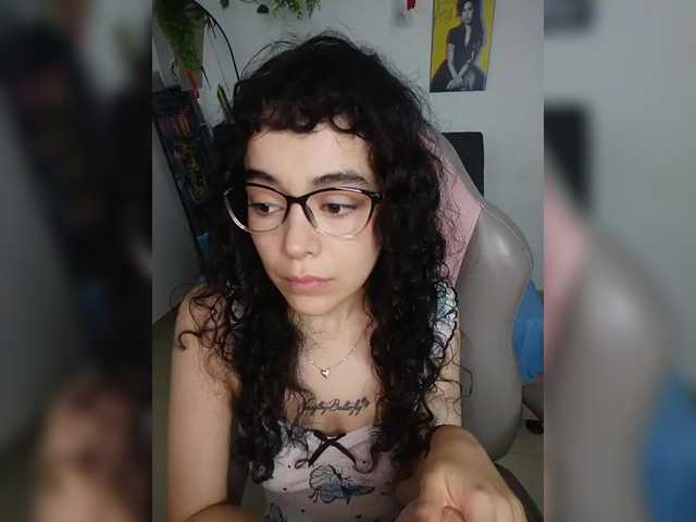 Iris-BonD Live Cam on BongaCams