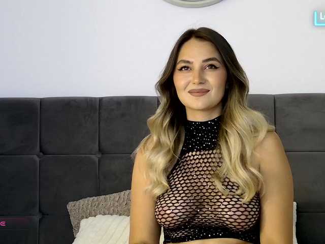 Emmastarseed live cam on BongaCams
