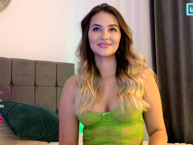 Emmastarseed live cam on BongaCams