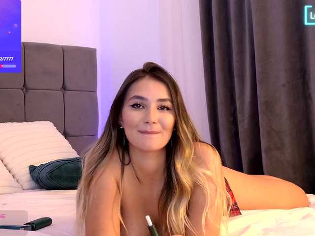 Emmastarseed live cam on BongaCams