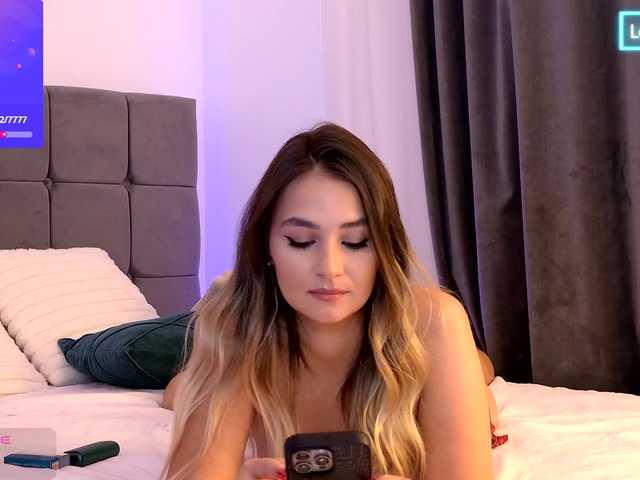 Emmastarseed live cam on BongaCams