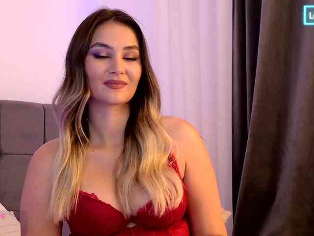 Emmastarseed Live Webcam on BongaCams