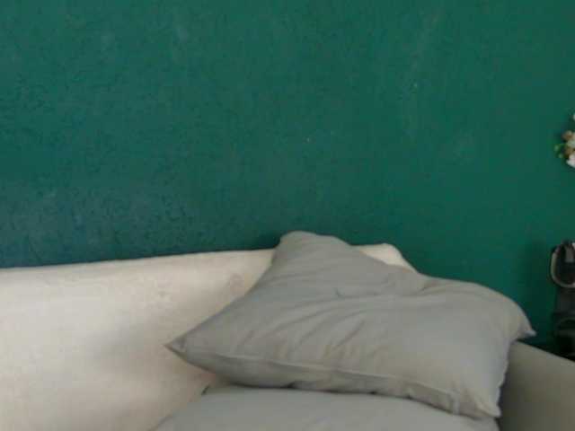 SkinnyNatty live cam on BongaCams