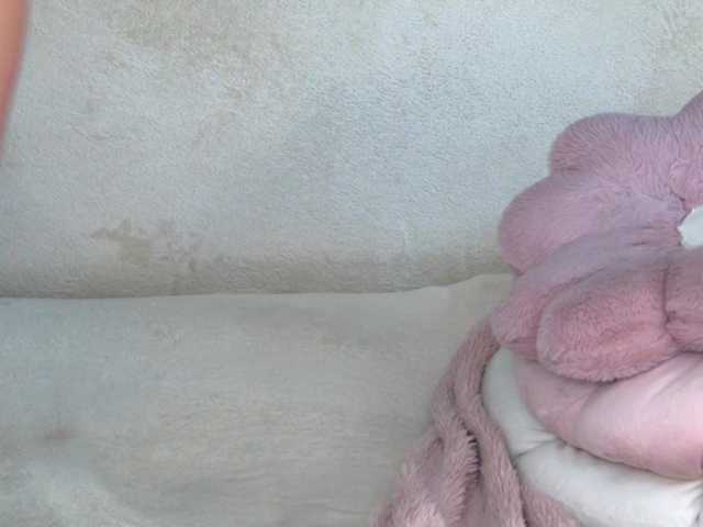 SkinnyNatty live cam on BongaCams