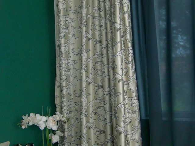 SkinnyNatty live cam on BongaCams