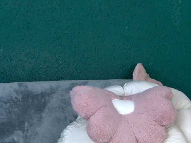 SkinnyNatty live cam on BongaCams