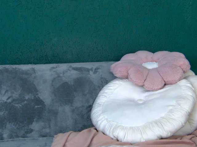 SkinnyNatty, en vivo ahora en BongaCams