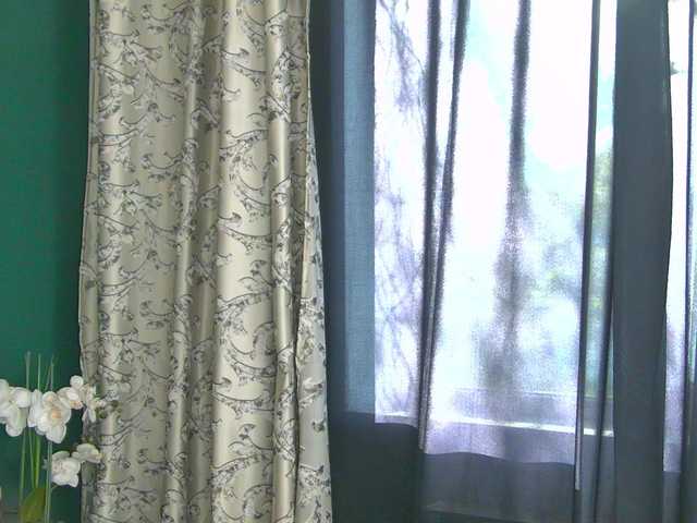 SkinnyNatty webcam