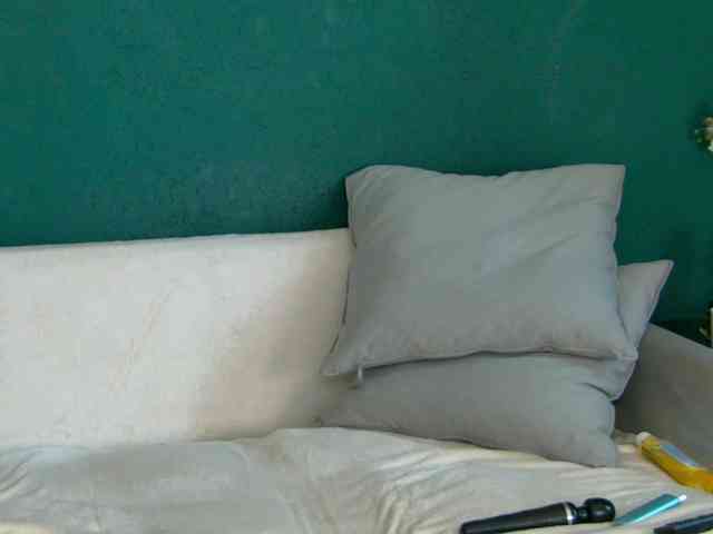 SkinnyNatty webcam